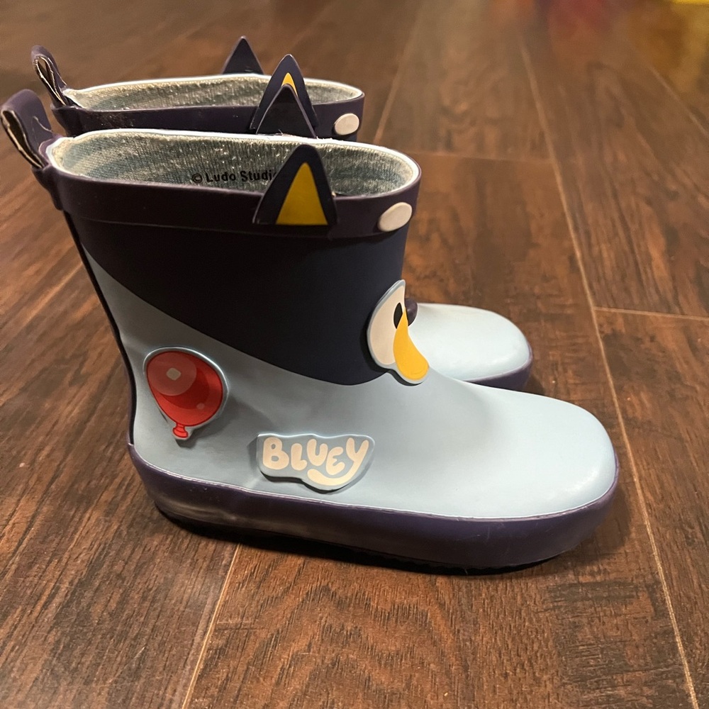 Kids Bluey Rain Boots - Picture 4 of 6